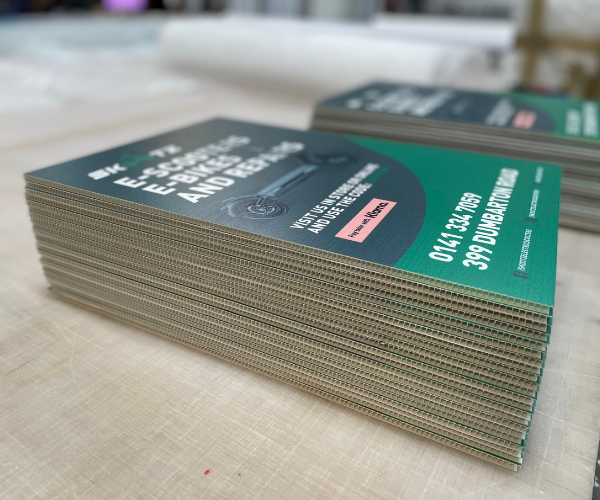 Correx Lamp Post Signs & Advertising Boards